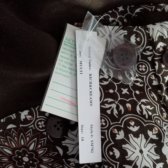 Jacket and Skirt Ensemble - Picture 8 of 8